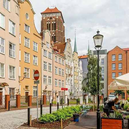 W Centrum Starowki Old Town *